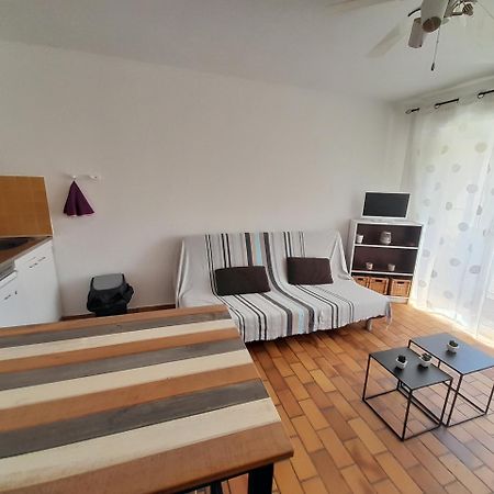 Au Calme A 2Min Mer Parking Balcon Wifi Clim! Six-Fours-les-Plages Exterior photo