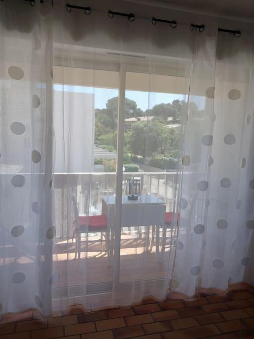 Au Calme A 2Min Mer Parking Balcon Wifi Clim! Six-Fours-les-Plages Exterior photo